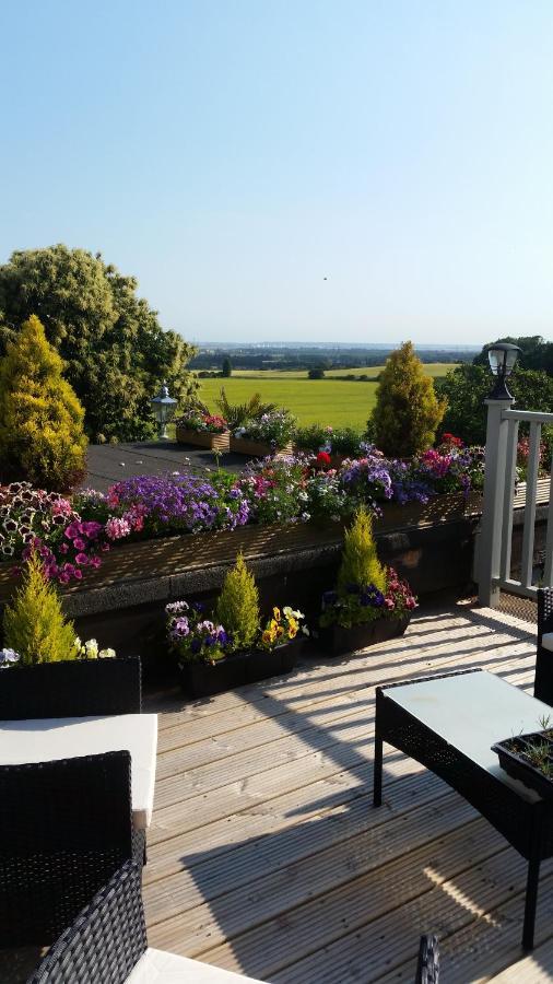 Bed & Breakfast Fieldview Rochester  Bagian luar foto